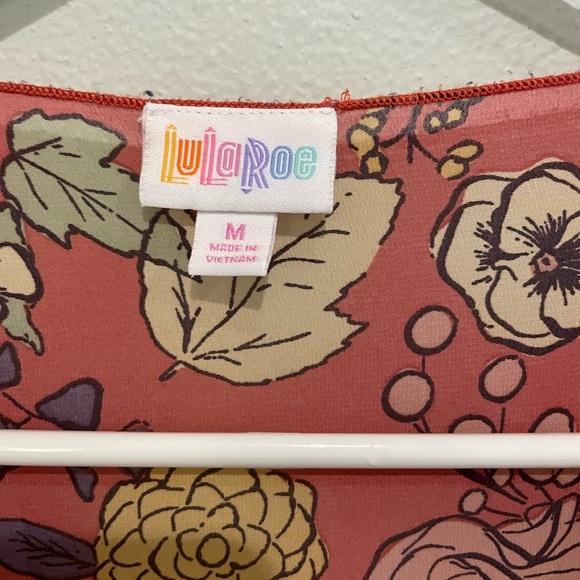 Lularoe Sheer Floral Kimono with waterfall opening Size M - Picture 4 of 5